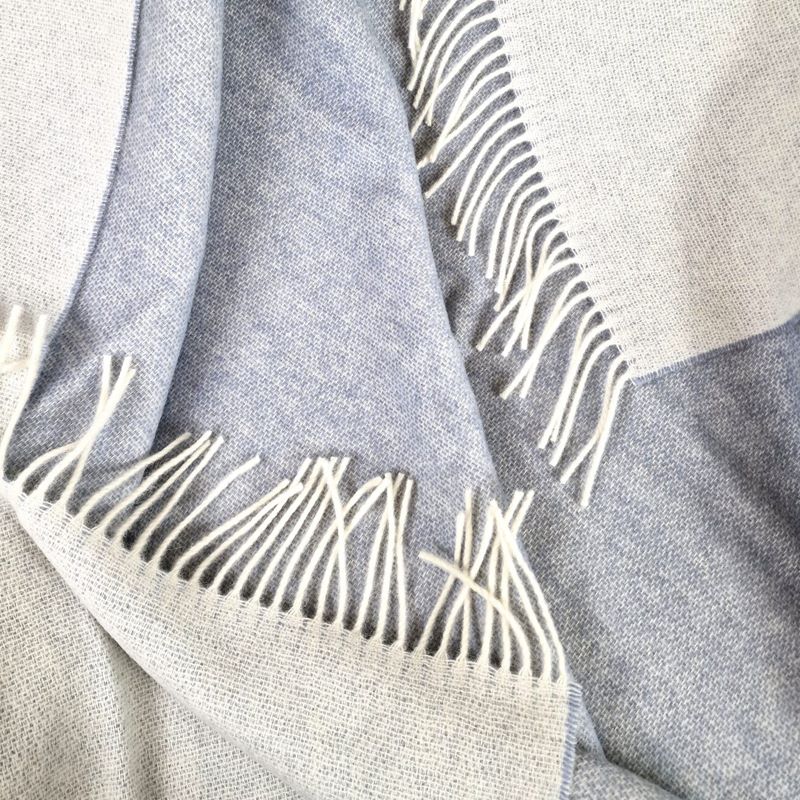 Uldplaid i 100% uld (140x200 cm) Lysgrå/off-white